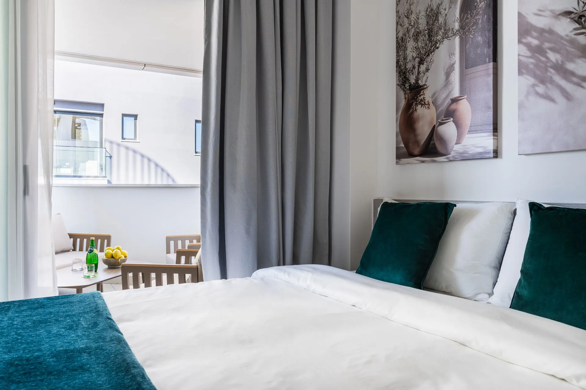 Studio Suite - Bed Detail