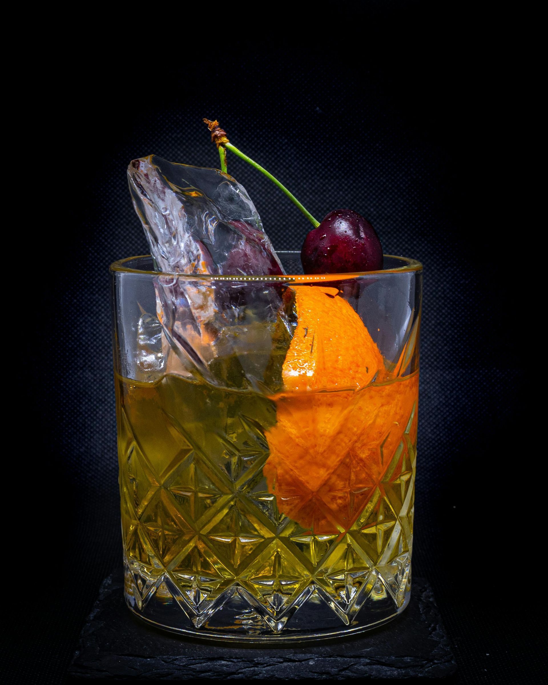 Cocktail Receptions & Small Celebrations