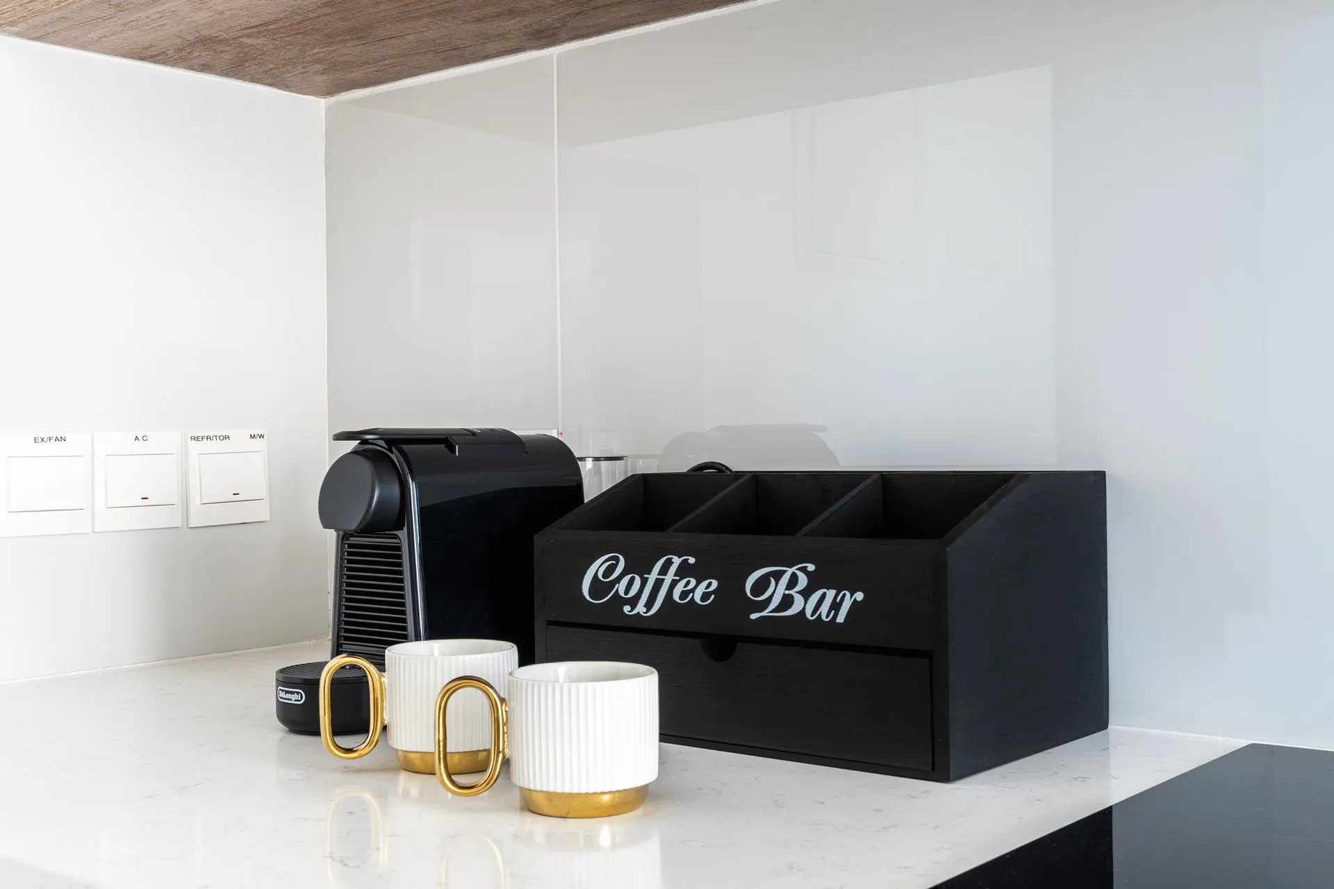 1-Bedroom Suite - Dining Area