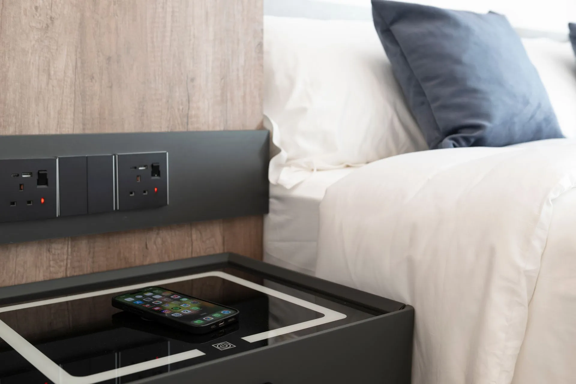 1-Bedroom Suite - Neighborhood