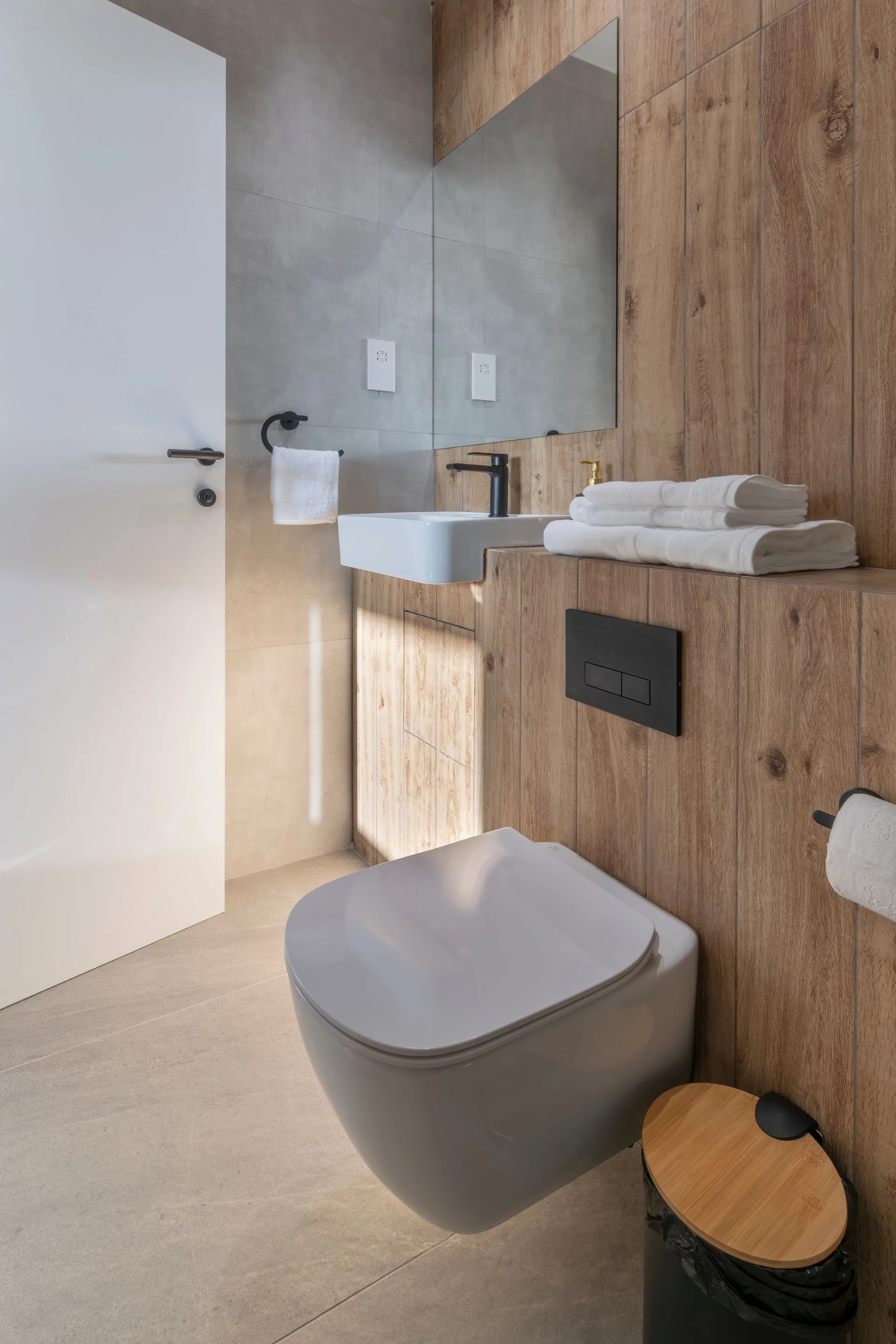 2-Bedroom Suite - Second Bedroom