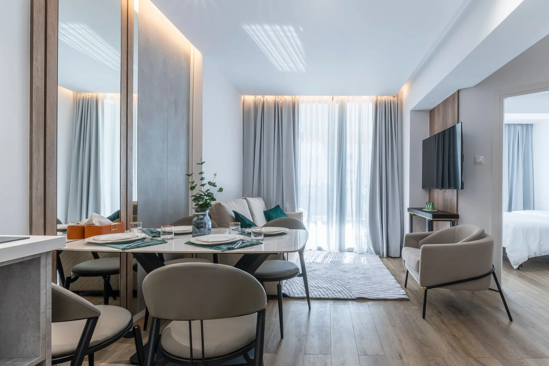 1-Bedroom Suite - Terrace